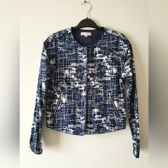 Printed Jacket in Small, Colour: Navy and White - Picture 1 of 2